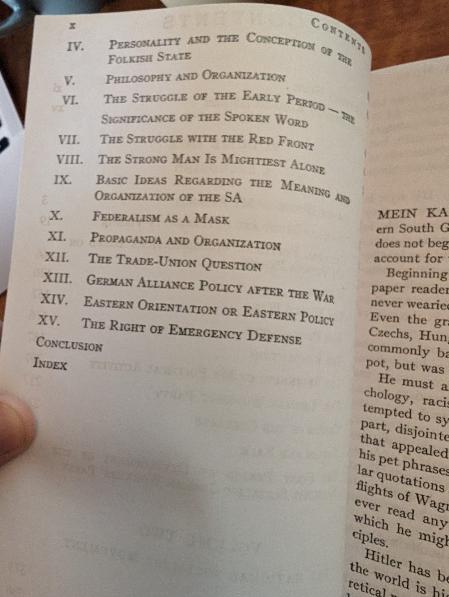 Mein Kampf by Adolf Hitler (Ralph Manheim trans.)